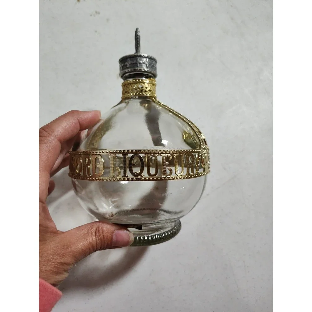 Vintage Chambord Liqueur Bottle Royale Deluxe Bottle Crown Top 750ml Glass (813)